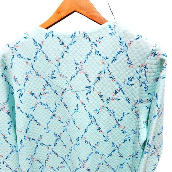 Womans cottagecore textured quilted pattern softcore pastel blue button down poc - Picture 4 of 13